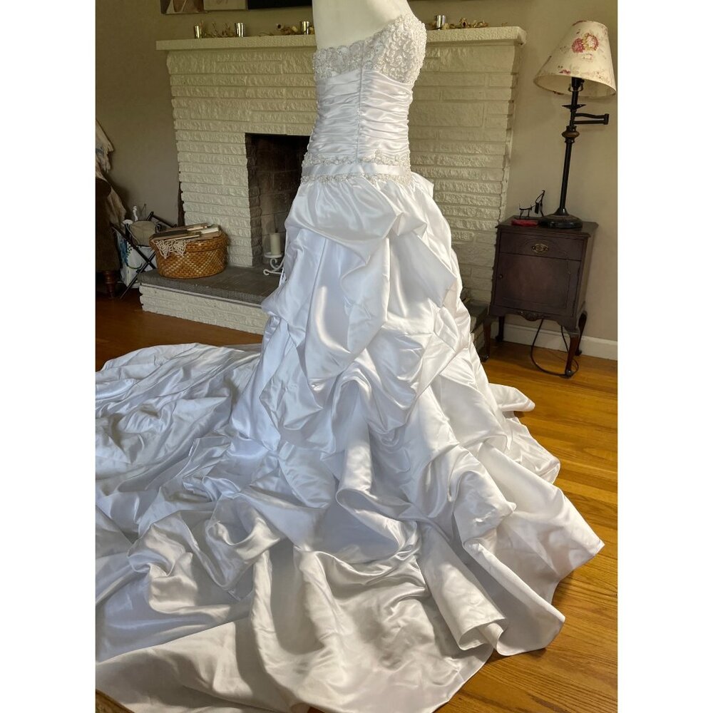 Maggie Sottero Imperial Gown Brielle Wedding Dress Strapless Bustle Train 12 - Picture 5 of 16